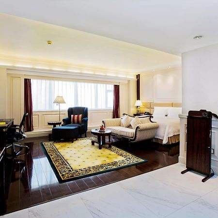Crowne Plaza Hotel & Suites Landmark Shenzhen By Ihg - Nearby Luohu Border, Indoor Heated Swimming Pool, Complimentary Welcome Drink المظهر الخارجي الصورة