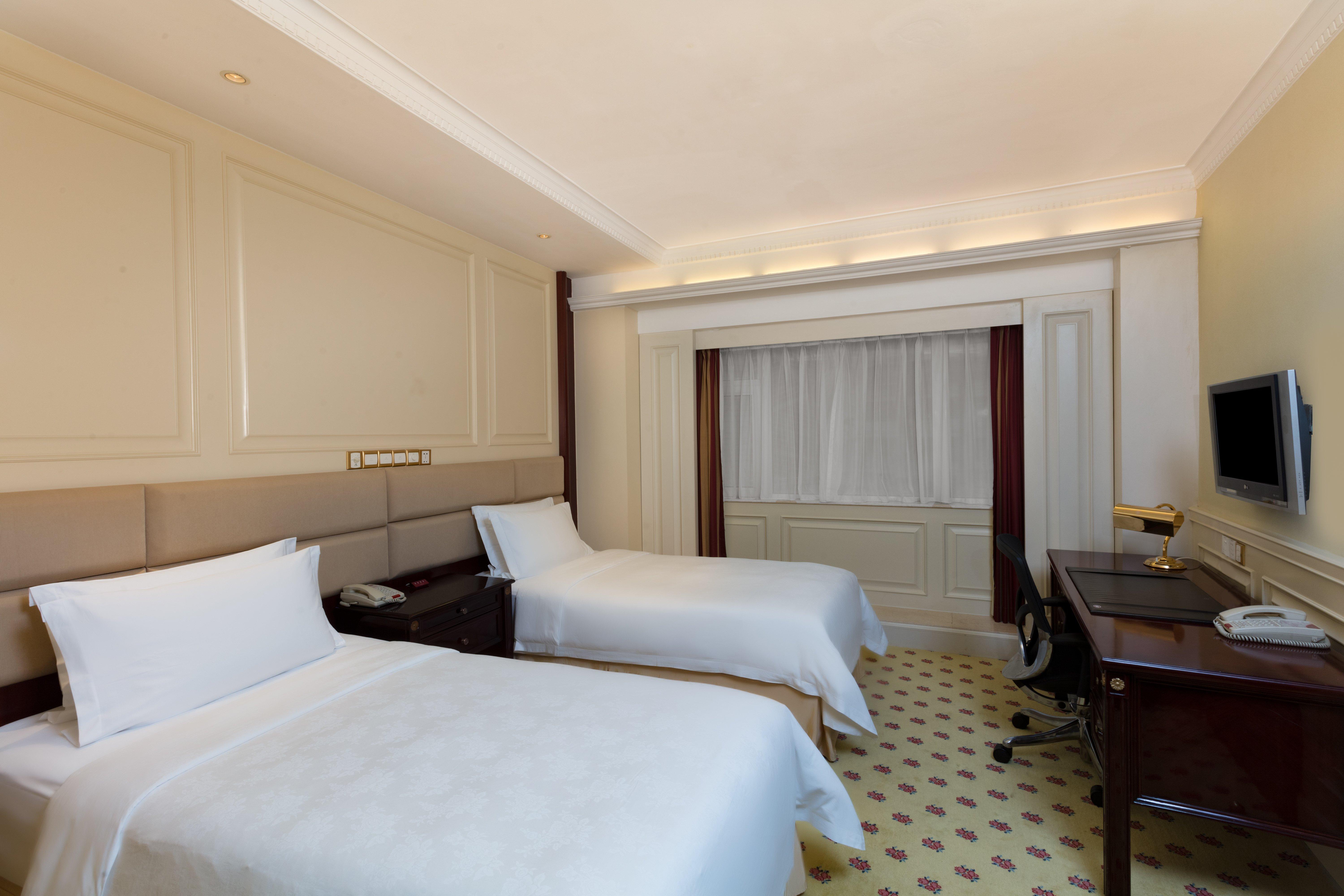Crowne Plaza Hotel & Suites Landmark Shenzhen By Ihg - Nearby Luohu Border, Indoor Heated Swimming Pool, Complimentary Welcome Drink المظهر الخارجي الصورة