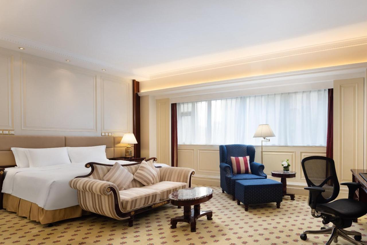Crowne Plaza Hotel & Suites Landmark Shenzhen By Ihg - Nearby Luohu Border, Indoor Heated Swimming Pool, Complimentary Welcome Drink المظهر الخارجي الصورة