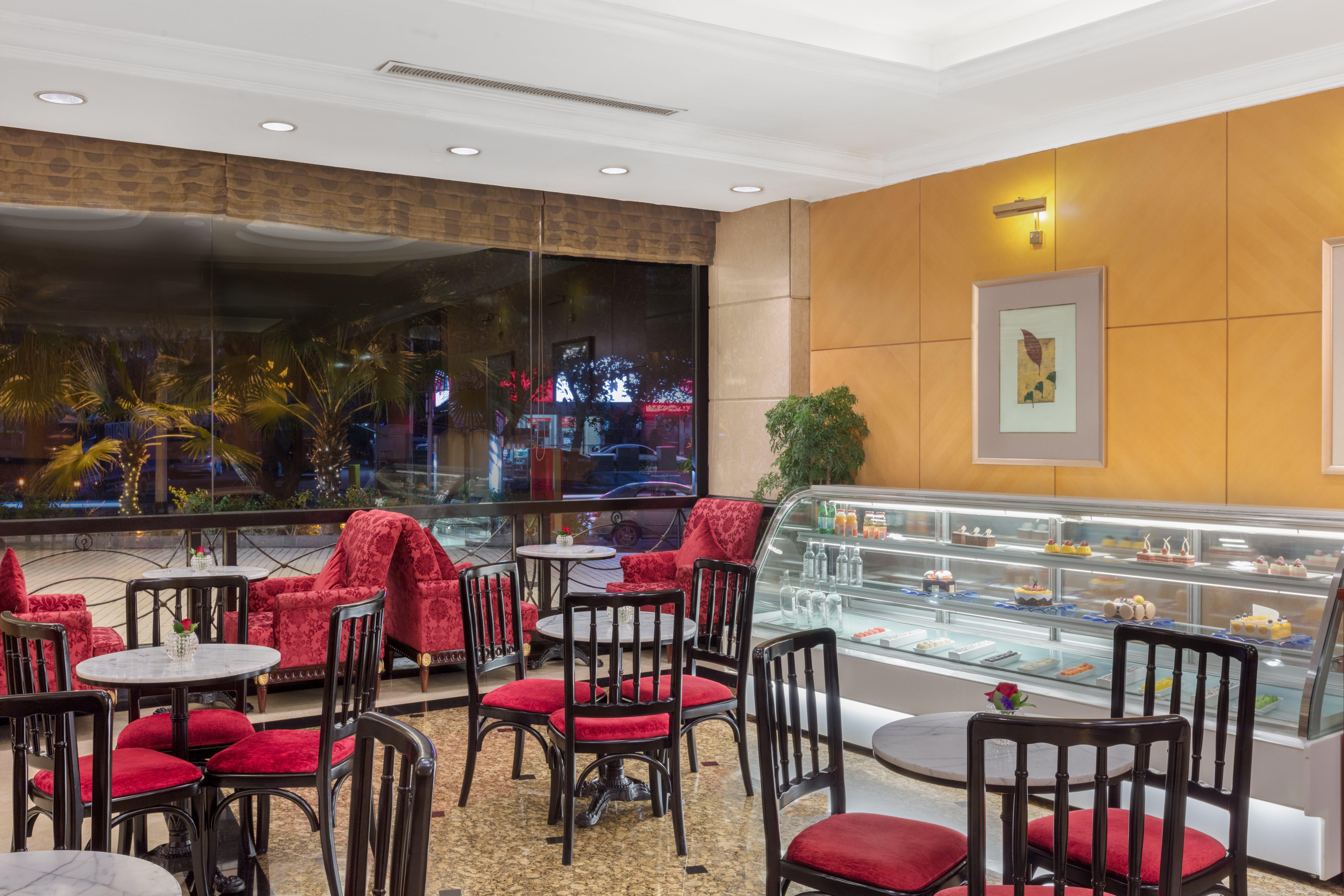 Crowne Plaza Hotel & Suites Landmark Shenzhen By Ihg - Nearby Luohu Border, Indoor Heated Swimming Pool, Complimentary Welcome Drink المظهر الخارجي الصورة